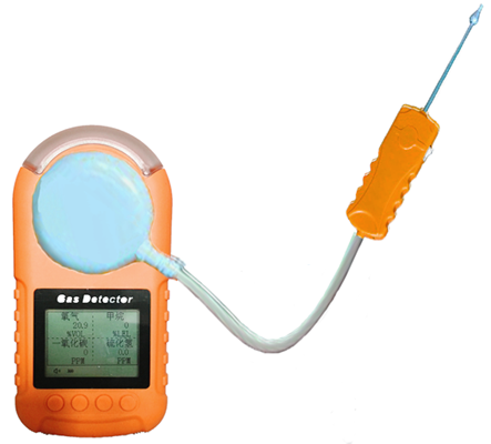 充電口 放大.png 充電口 放大.png